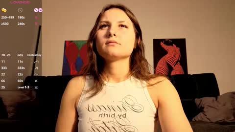 Snapshot of trixibell chatting on 3, 2, 2026 trixibell online show from 3, 2, 2026