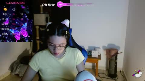 Snapshot of trixie_tangg chatting on 4, 2, 2026 Kitty online show from 4, 2, 2026