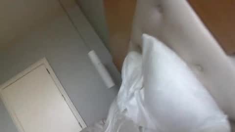 trojanswingers online show from 26, 5, 2026