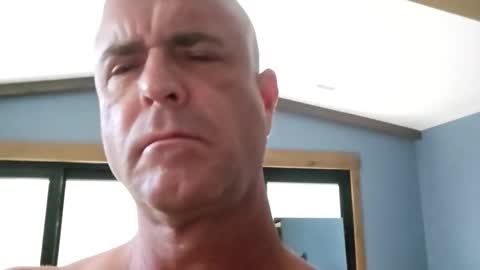 trojanswingers online show from 31, 5, 2026