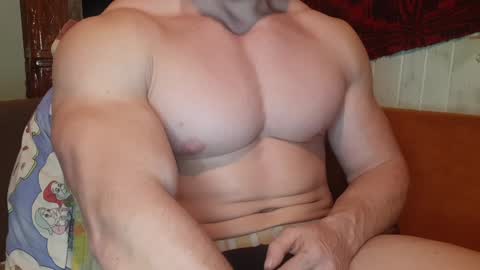 Snapshot of troncq chatting on 23, 1, 2025 Troncq online show from 23, 1, 2025