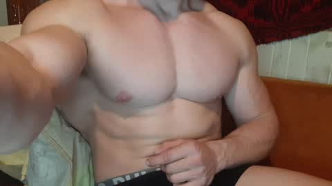 Snapshot of troncq chatting on 3, 2, 2025 Troncq online show from 3, 2, 2025