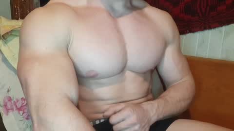 Snapshot of troncq chatting on 6, 2, 2025 Troncq online show from 6, 2, 2025