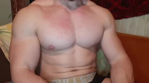 Snapshot of troncq chatting on 21, 2, 2025 Troncq online show from 21, 2, 2025