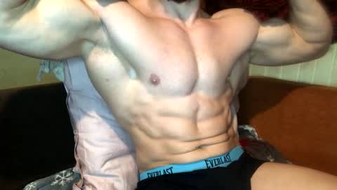 Snapshot of troncq chatting on 9, 3, 2025 Troncq online show from 9, 3, 2025