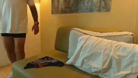 Troy online show from 22, 4, 2026