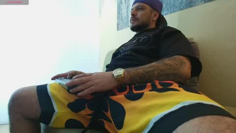 Troy online show from 29, 4, 2026