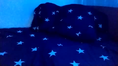 Emilum online show from 31, 12, 2024