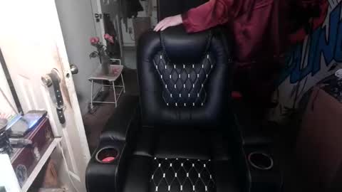 Anne online show from 12, 4, 2026