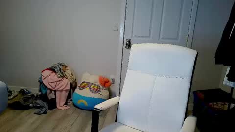 Snapshot of ts_day chatting on 17, 2, 2026 Day online show from 17, 2, 2026