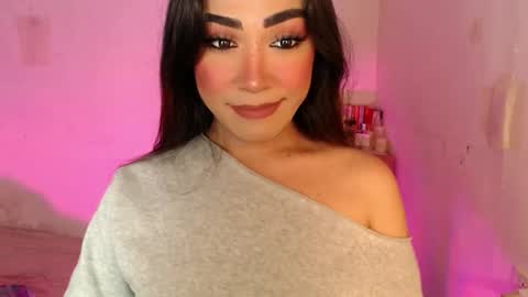 Snapshot of ts_romantika69 chatting on 19, 5, 2026 The Girl Named Romantika online show from 19, 5, 2026