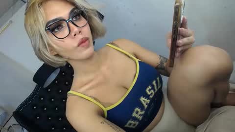 Snapshot of ts_tatiana chatting on 12, 9, 2025 billie online show from 12, 9, 2025