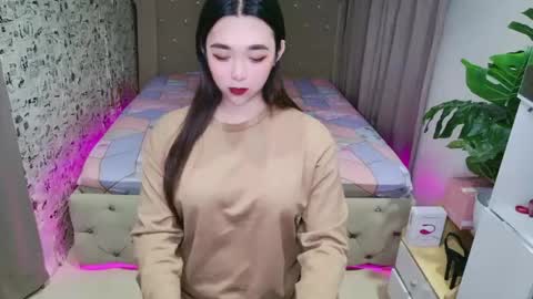 ts_yoshi_ online show from 10, 3, 2026