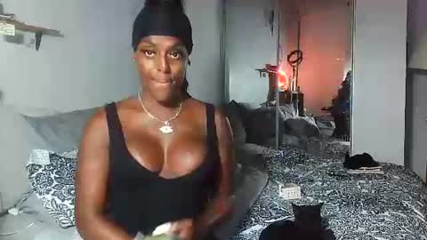 Snapshot of tsamberwhite007 chatting on 9, 9, 2025 Amber White online show from 9, 9, 2025