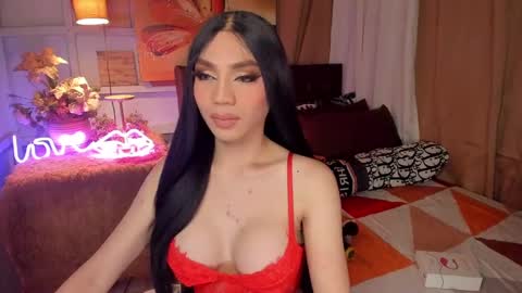 Snapshot of tsqueenselena chatting on 4, 1, 2025 Queen Selena online show from 4, 1, 2025