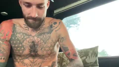 Snapshot of tuhands chatting on 16, 9, 2025 Tuhands online show from 16, 9, 2025