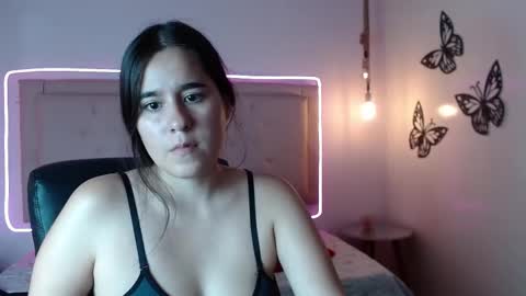 Snapshot of tulunaroja chatting on 20, 10, 2025 tulunaroja online show from 20, 10, 2025