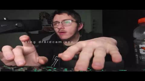 Snapshot of tunaliargirl1982 chatting on 2, 10, 2025 tunaliargirl1982 online show from 2, 10, 2025