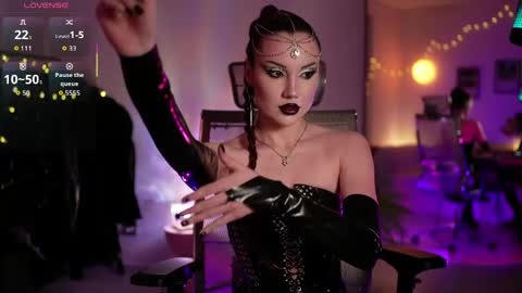 Miss Veth online show from 7, 6, 2026