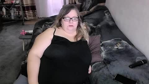 Lana online show from 8, 4, 2026