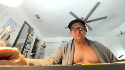 Snapshot of tweeter74 chatting on 25, 12, 2024 Tweeter74 online show from 25, 12, 2024