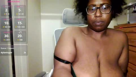 Snapshot of twiceasbadd_ chatting on 19, 12, 2024 onlyfanstwiceasbadd online show from 19, 12, 2024