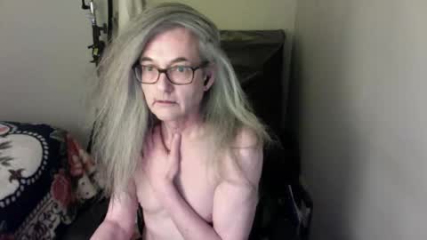 twigslet online show from 2, 3, 2026