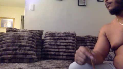 Snapshot of twinandlea chatting on 28, 2, 2026 Twin and Lea online show from 28, 2, 2026