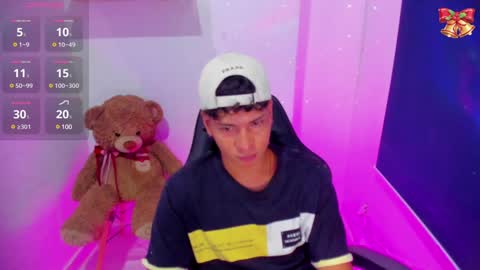 Snapshot of twink_bunny chatting on 18, 12, 2024 samu online show from 18, 12, 2024