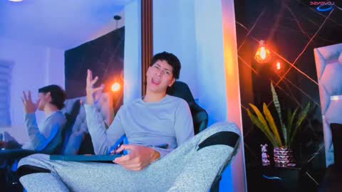 Snapshot of twink_bunny chatting on 12, 9, 2025 samu online show from 12, 9, 2025