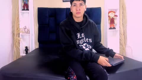 Snapshot of twink_bunny chatting on 10, 10, 2025 samu online show from 10, 10, 2025