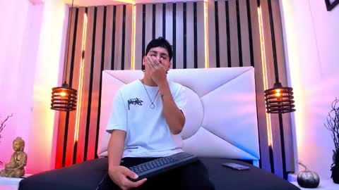 Snapshot of twink_bunny chatting on 25, 10, 2025 samu online show from 25, 10, 2025