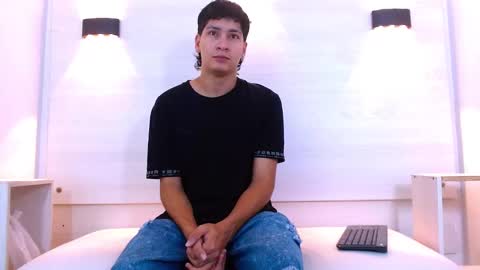 Snapshot of twink_bunny chatting on 28, 11, 2025 samu online show from 28, 11, 2025