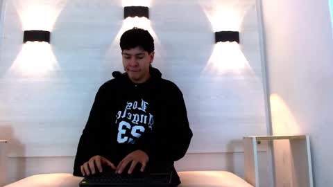 Snapshot of twink_bunny chatting on 4, 12, 2025 samu online show from 4, 12, 2025