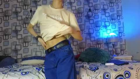 Snapshot of twink_sebas7 chatting on 28, 3, 2026 Sebastin online show from 28, 3, 2026