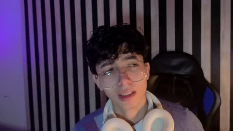 Snapshot of twink_sebas7 chatting on 26, 6, 2026 Sebastin online show from 26, 6, 2026