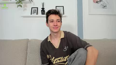 Snapshot of twinkguy_slim chatting on 17, 9, 2025 Viego Pattel online show from 17, 9, 2025