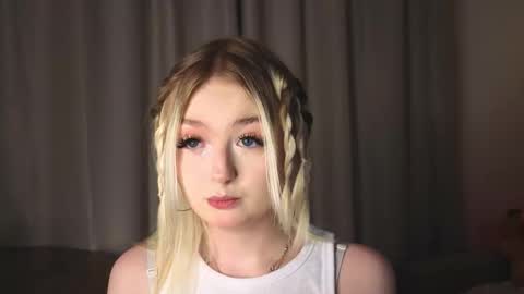 twinklefluff online show from 5, 2, 2026