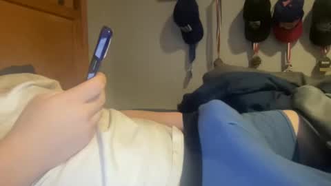 Snapshot of twinkmikexxx12 chatting on 24, 12, 2024 mike online show from 24, 12, 2024