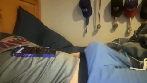Snapshot of twinkmikexxx12 chatting on 31, 12, 2024 mike online show from 31, 12, 2024