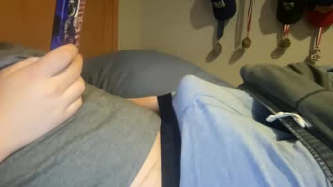 Snapshot of twinkmikexxx12 chatting on 11, 1, 2025 mike online show from 11, 1, 2025