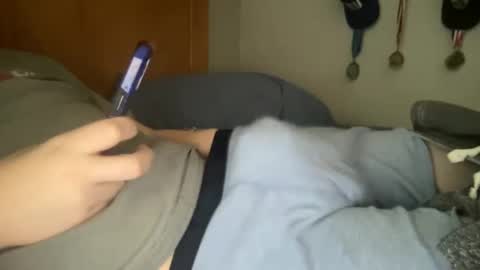 Snapshot of twinkmikexxx12 chatting on 11, 1, 2025 mike online show from 11, 1, 2025