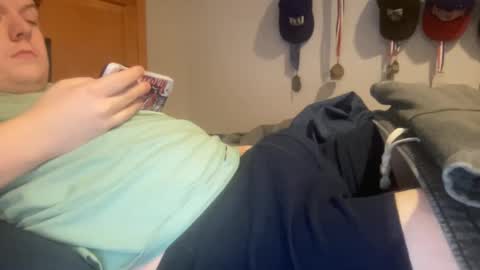 Snapshot of twinkmikexxx12 chatting on 31, 1, 2025 mike online show from 31, 1, 2025