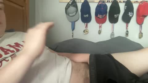 Snapshot of twinkmikexxx12 chatting on 27, 9, 2025 mike online show from 27, 9, 2025
