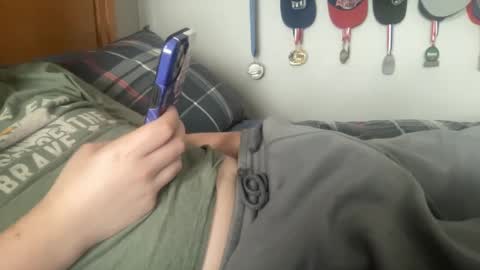 Snapshot of twinkmikexxx12 chatting on 8, 10, 2025 mike online show from 8, 10, 2025