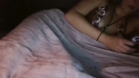 twizzler_twizzle online show from 6, 11, 2025