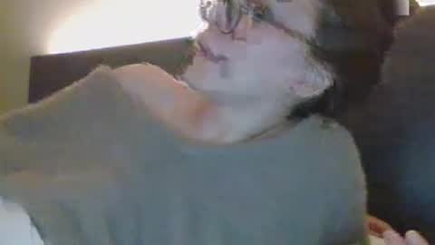 twizzytoxic22 online show from 10, 7, 2026