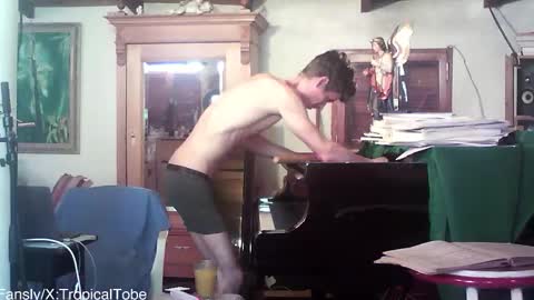 TobeBritta online show from 26, 2, 2026