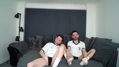 Snapshot of twotwinkhusbands chatting on 13, 10, 2025 RyanRowan online show from 13, 10, 2025