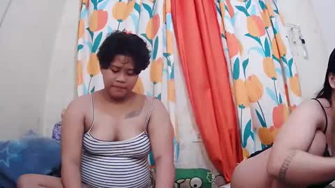 Lyn and lea online show from 23, 1, 2025